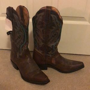 Brand new brown cowboy boots
